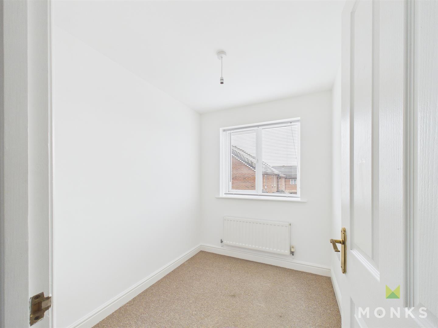 11 Harvey Gardens, Shrewsbury, SY2 5TG For Sale